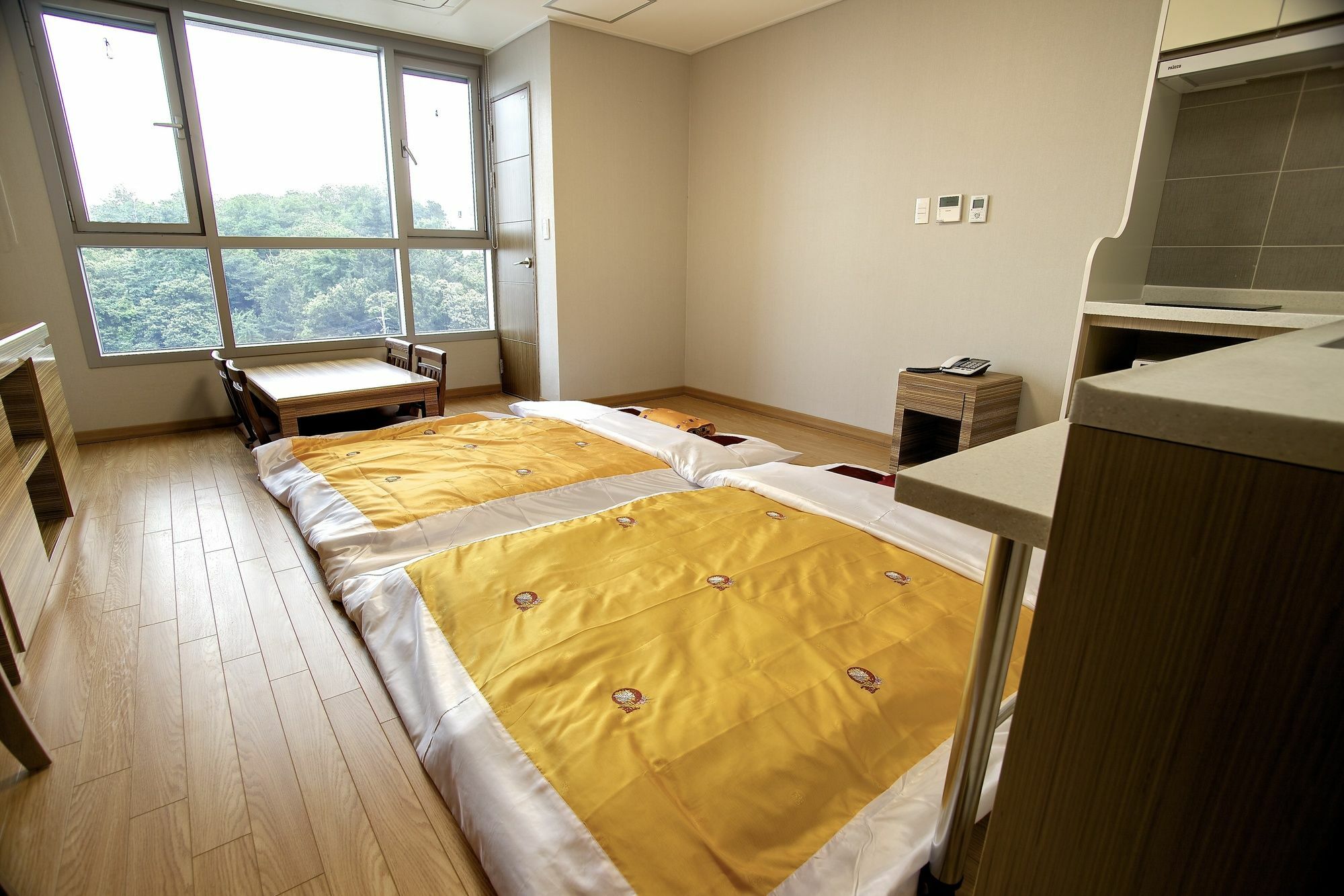 The Class 300 Condo Sokcho Bagian luar foto